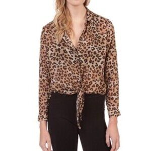 𝅺Bella Dahl leopard tie front button down nwot